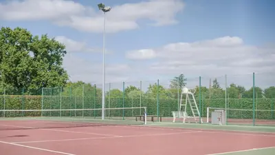 Tennis ou squash au sein de le camping ou à proximité
