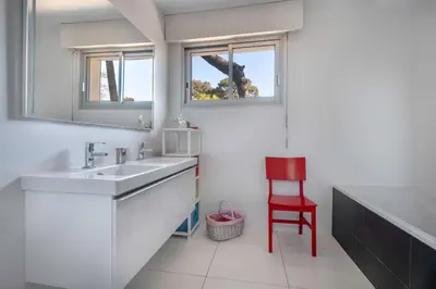 Plan de l'établissement Villa avec jacuzzi - 15 pers. à 350m de la plage