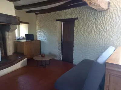 Cuisine ou kitchenette dans l'établissement Appartement, meublé tourisme, Gîte la Maillée
