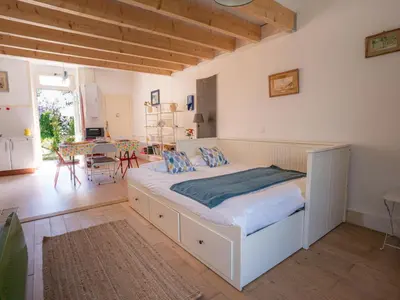 Un ou plusieurs lits dans un hébergement de l'établissement Holiday Home La Pierre Fleurie by Interhome