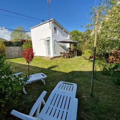 Tiny house avec jardin spacieux