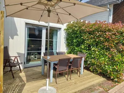 Jardin de l'établissement Maison 3 piscines - Résidence 3 étoiles