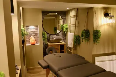 Spa ou équipements de bien-être de l'établissement love room gold - les delices rooms