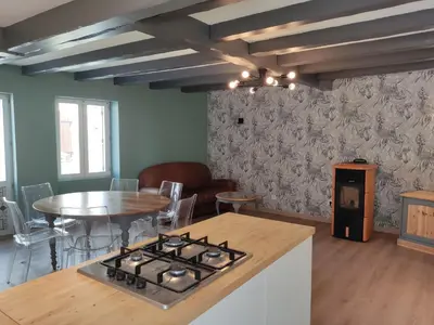Cuisine ou kitchenette dans l'établissement Gîte Le petit Migron 6 personnes