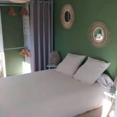 Studio indépendant au calme