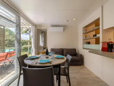 Coin salon dans l'établissement Holiday Home New Cottage de 2020 by Interhome