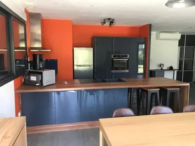 Cuisine ou kitchenette dans l'établissement Le chêne enchanté à 10' du Puy du Fou