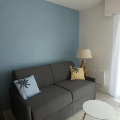 Joli Studio 28m² 200m plage avec balcon