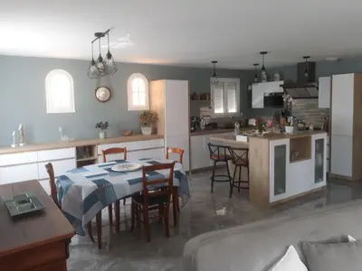 Cuisine ou kitchenette dans l'établissement le chant des vagues