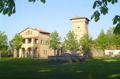 Jardin de l'établissement Gîte léperon 4