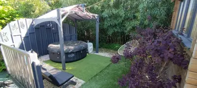 Jardin de l'établissement L escale jardin