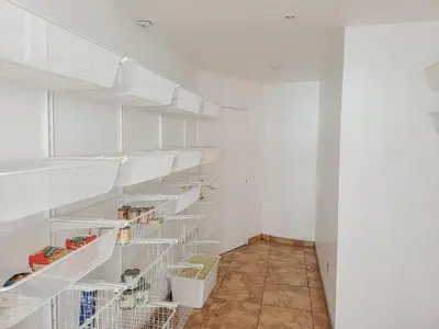 Cuisine ou kitchenette dans l'établissement Maison 12 personnes, Vendée et puy du fou