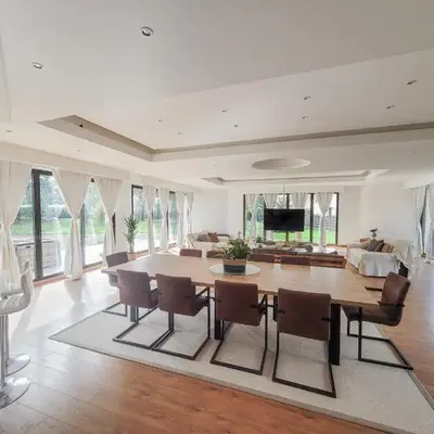 Maison 12 personnes