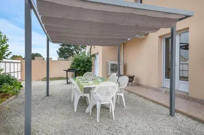 Balcon ou terrasse dans l'établissement Maison 10p au calme 200m mer