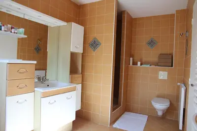 Salle de bains dans l'établissement la chaumine et ses plages