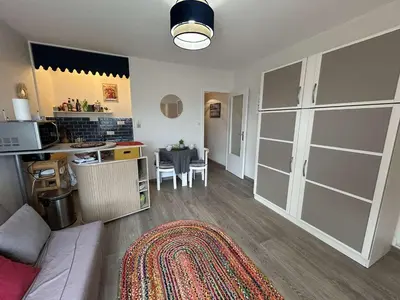 Cuisine ou kitchenette dans l'établissement Studio à 100m de la plage pour 3 pers avec lave-linge - FR-1-224C-51