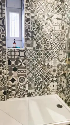 Salle de bains dans l'établissement L'Haussmannien