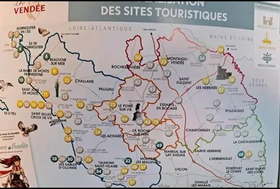 Plan de l'établissement Mobil Home 6 personnes 3 chambres à 25 MIN Puy duFou