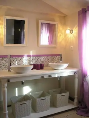 Salle de bains dans l'établissement La maison au bord du lac