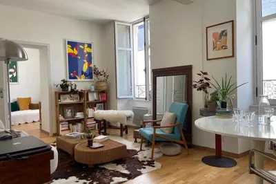 Coin salon dans l'établissement Charmant appartement lumineux