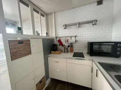 Cuisine ou kitchenette dans l'établissement Studio hyper centre Pornichet