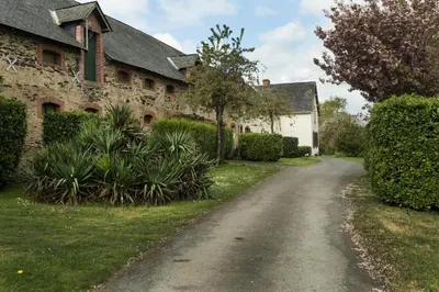 Jardin de l'établissement Gites La butte de l'espérance