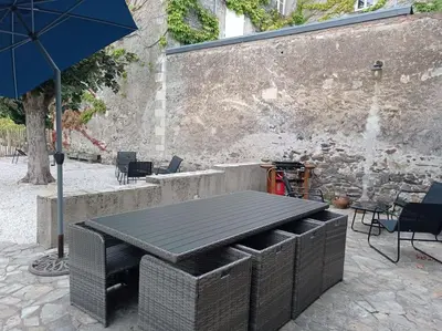 Terrasse ou espace extérieur de l'établissement Ô Rivage, maison familiale bord de Loire
