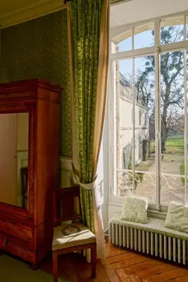 Un ou plusieurs lits dans un hébergement de l'établissement Château de Thouaré