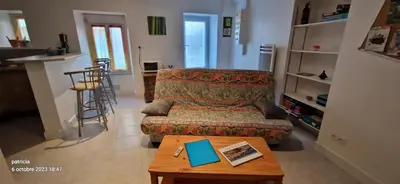 Coin salon dans l'établissement l alsace