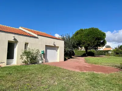 Jardin de l'établissement Villa Bleu soleil