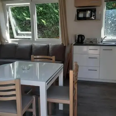 MOBILHOME EN BORD DE MER sur camping 4 étoiles