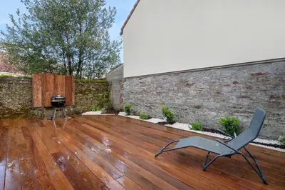 Terrasse ou espace extérieur de l'établissement À 50m de la plage, jolie maison pour 8