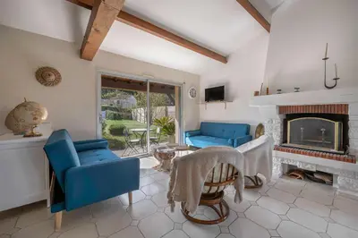Coin salon dans l'établissement Préfailles - Maison 6 Pers - 200m des plages