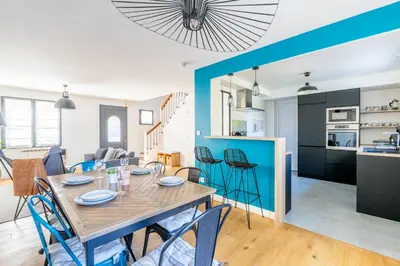 Cuisine ou kitchenette dans l'établissement Le coin des Songes - Maison avec jardin