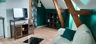 Télévision ou salle de divertissement dans l'établissement CIELBLEU