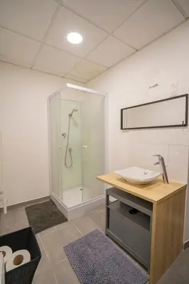 Plan de l'établissement Maison centre ville 50m2 - Jardin - L'atlas Zen