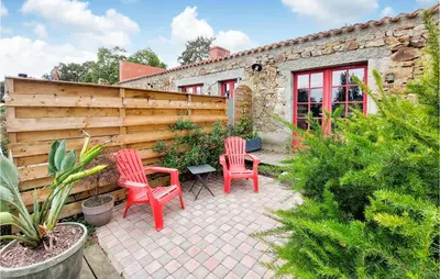 Jardin de l'établissement Stunning Home In Frossay With Wifi
