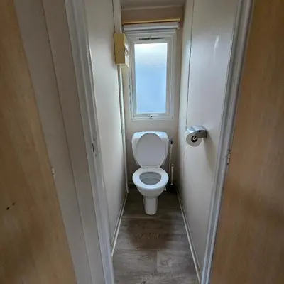 Salle de bains dans l'établissement MH-MAUFAY -- Mobil-Home -- Puy du Fou - 30 min