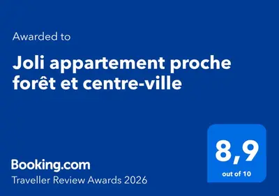 Certificat, récompense, panneau ou autre document affiché dans l'établissement Joli appartement proche forêt et centre-ville