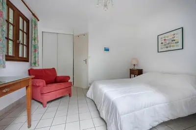 Un ou plusieurs lits dans un hébergement de l'établissement Maison à 350m de la plage pour 6 à St Brevin