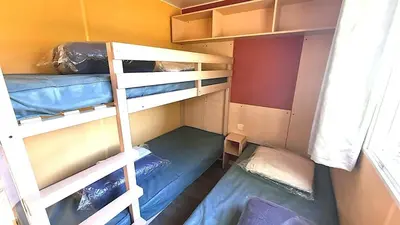 Un ou plusieurs lits superposés dans un hébergement de l'établissement MH 2 ch 5 pers Cœur de Vendée Puy du Fou Helfest