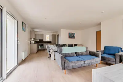 Cuisine ou kitchenette dans l'établissement Campagne Vendéenne, Maison pour 6
