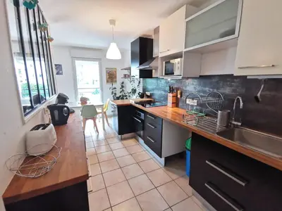 Cuisine ou kitchenette dans l'établissement Nouveau - Le Colibri