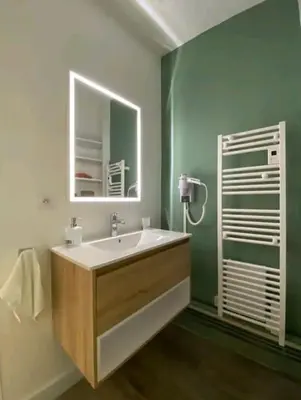 Salle de bains dans l'établissement Le Foch