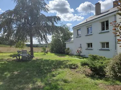Jardin de l'établissement Maison du Domaine (Gîte)