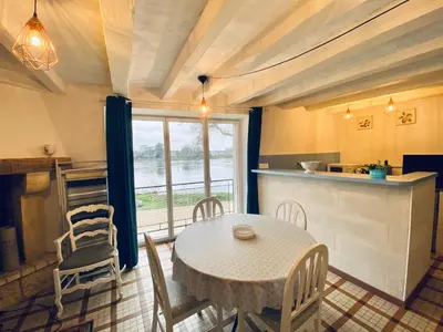 Plan de l'établissement Maison du pêcheur , située sur les bords de la Loire dans un lieu calme et paisible.