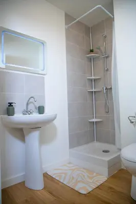 Salle de bains dans l'établissement Le Beverley Studio - Centre-ville - Fibre - Netflix
