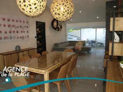 Plan de l'établissement Maison rénovée, proche forêt et plage - FR-1-323-371