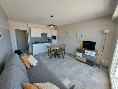Cuisine ou kitchenette dans l'établissement Studio confortable vue mer, 4 pers, Saint-Jean-de-Monts - FR-1-323-424