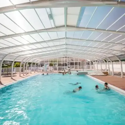 ZEcamping 3 animaux acceptés club enfant piscine couverte